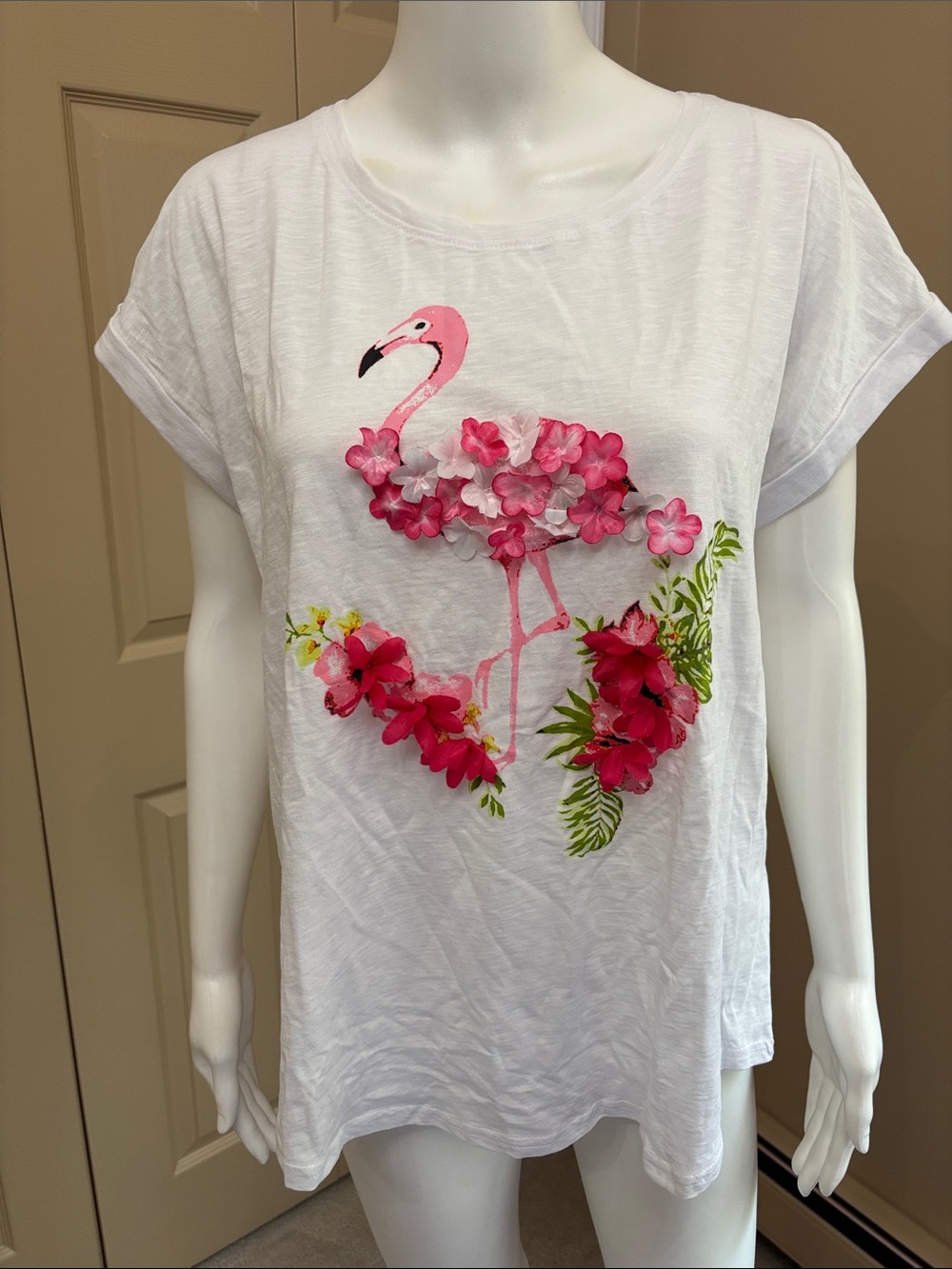 NWT Caribbean Joe 3D Tshirt